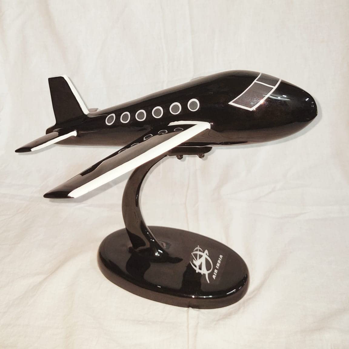 Unique Black Aircraft Home Décor
