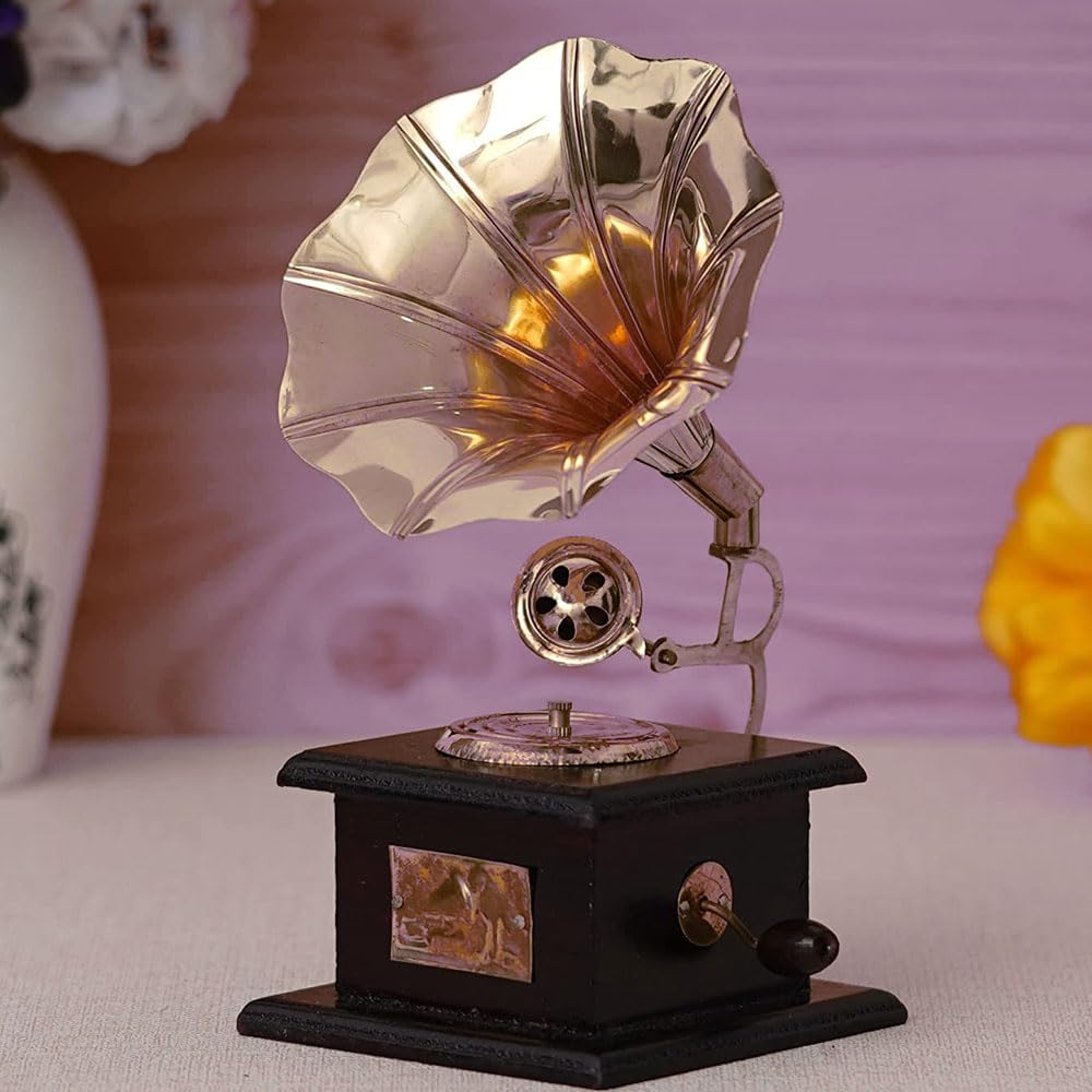 Antique Vintage Crafted Gramaphone thumbnail 2